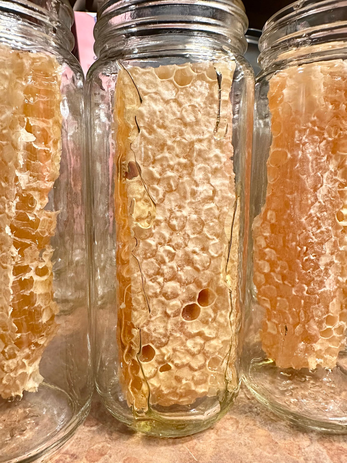 Honey with Honeycomb (Amber Honey)- 1 lb. jar